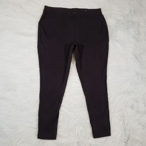 L Chico's 2.5 black cropped leggings capris pants
